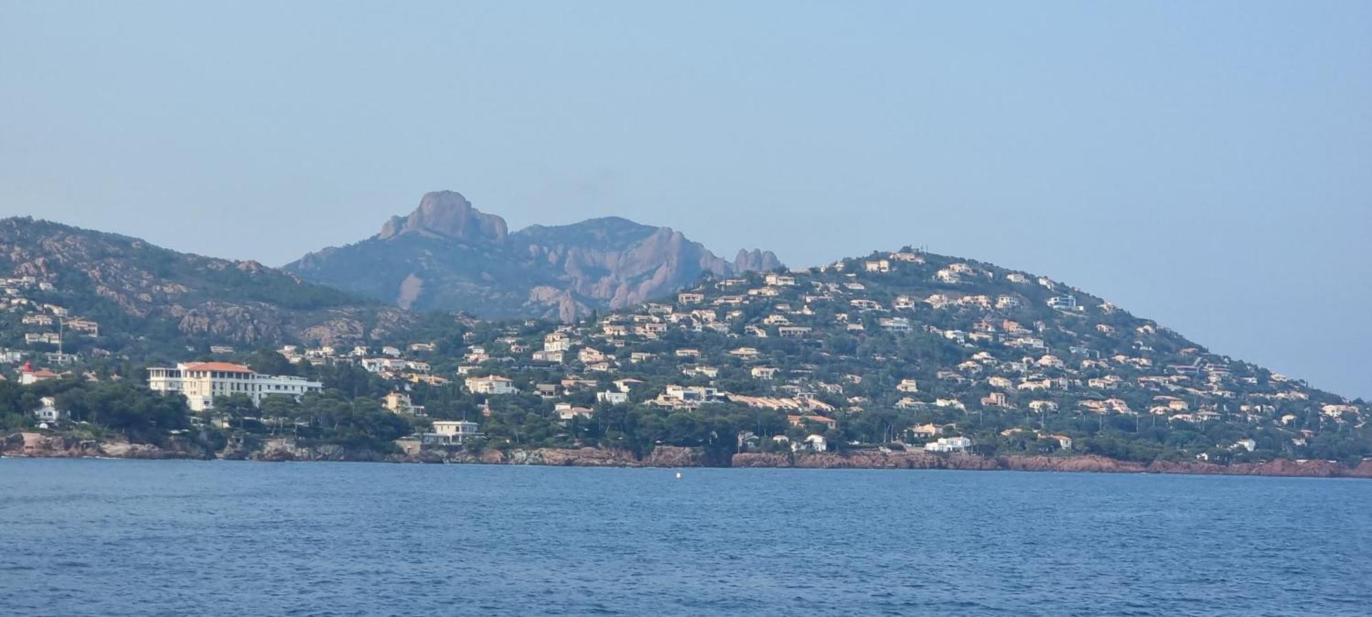 Agay Cap Esterel Le Hameau F2 Clim Plein Sud Dernier Etage Magnifique Vue Mer Saint-Raphael (Var) Exterior foto