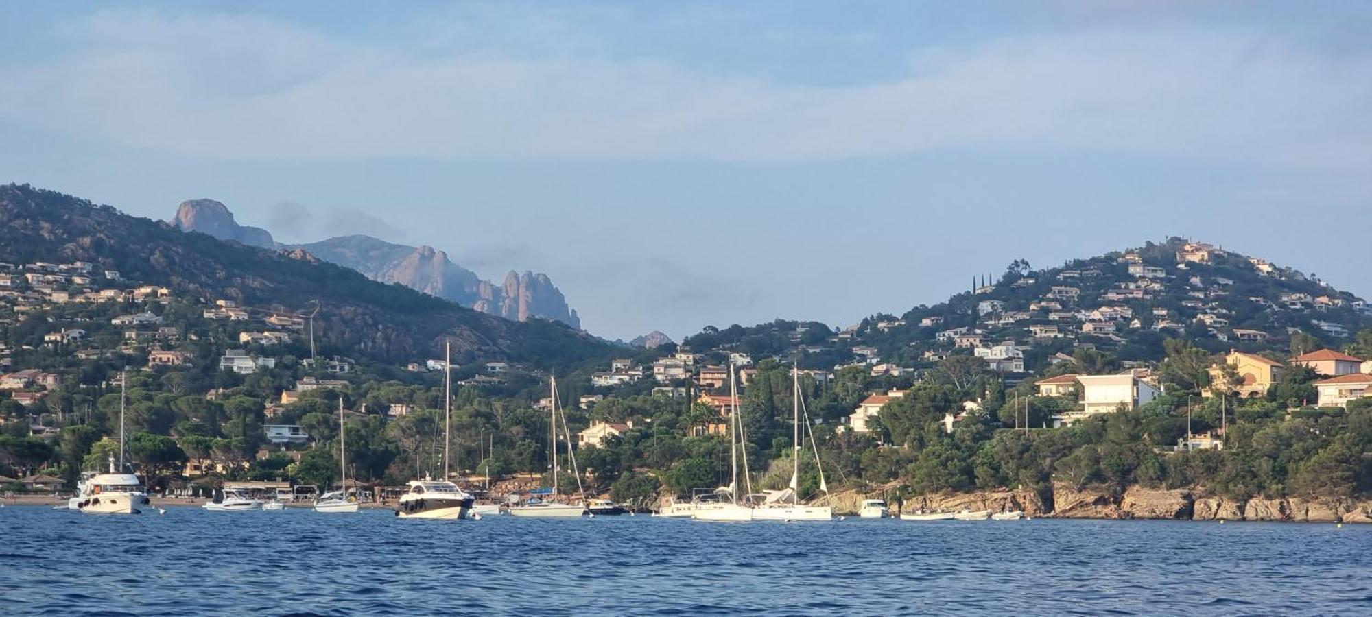 Agay Cap Esterel Le Hameau F2 Clim Plein Sud Dernier Etage Magnifique Vue Mer Saint-Raphael (Var) Exterior foto