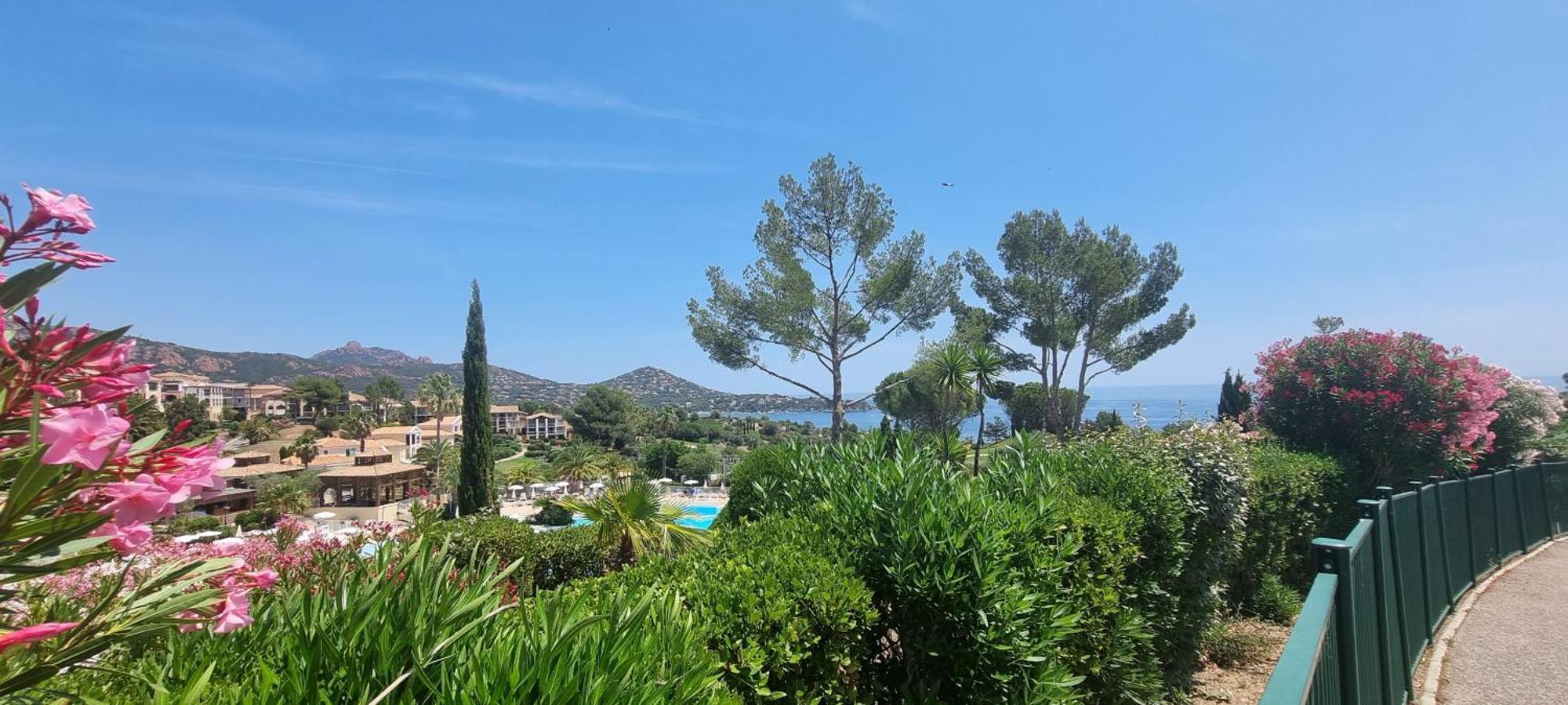 Agay Cap Esterel Le Hameau F2 Clim Plein Sud Dernier Etage Magnifique Vue Mer Saint-Raphael (Var) Exterior foto